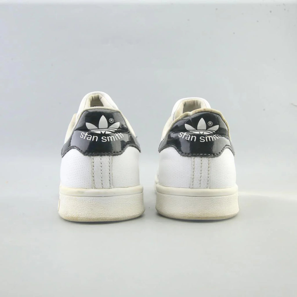 STAN SMITH