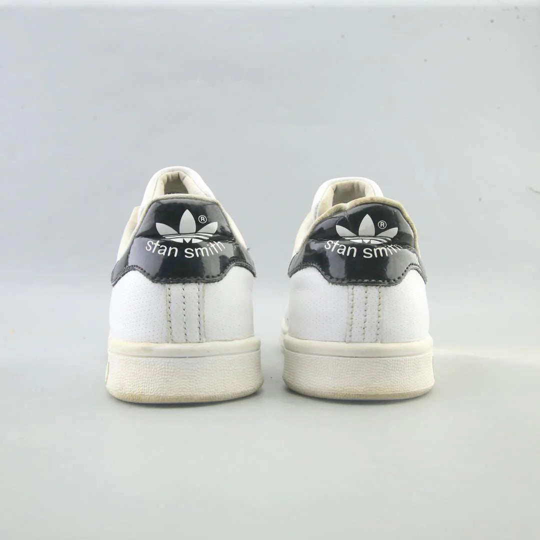 STAN SMITH