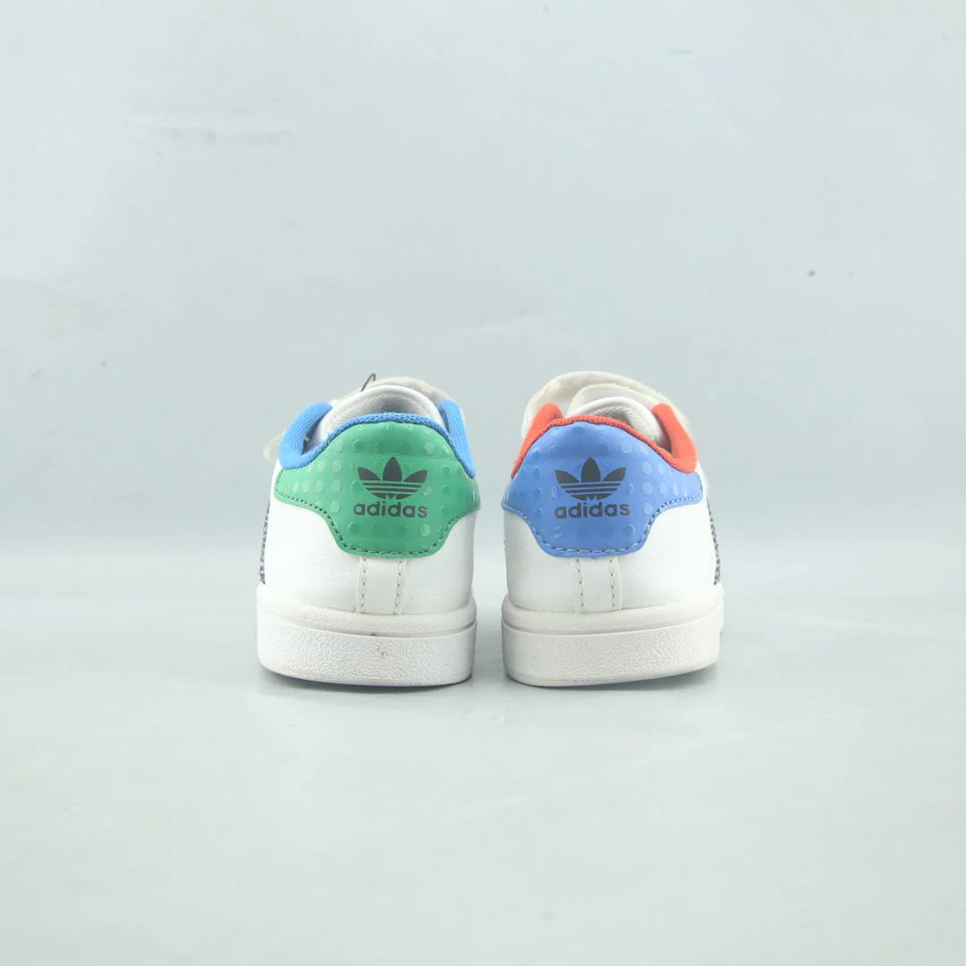 SUPERSTAR
