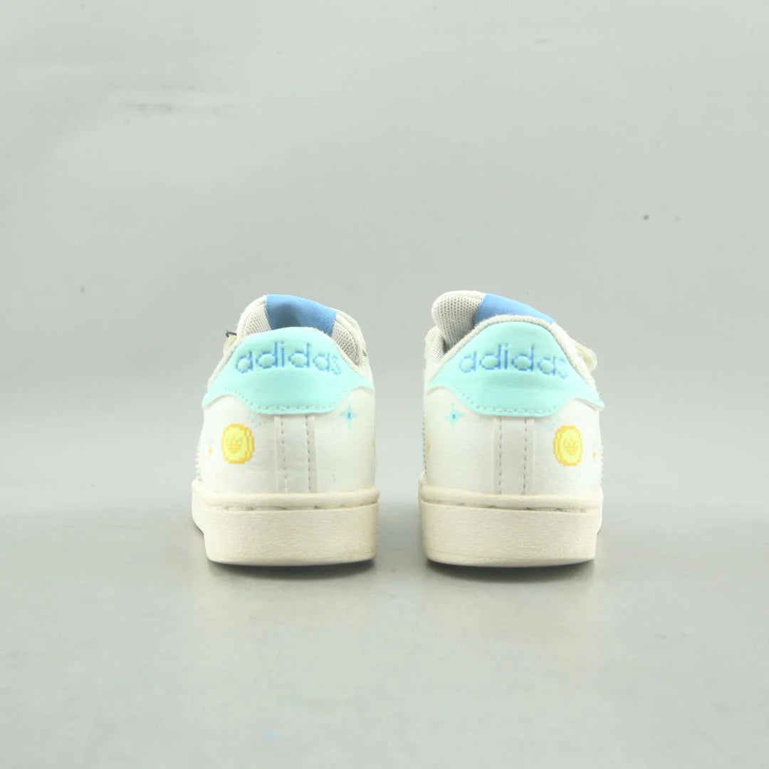 SUPERSTAR