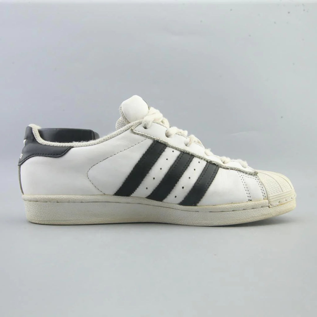 SUPERSTAR