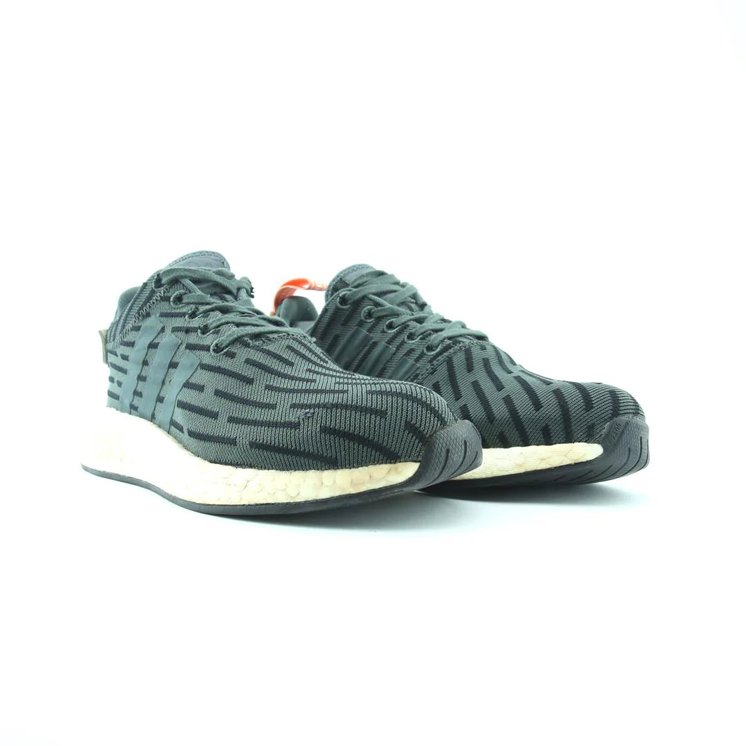 NMD R2