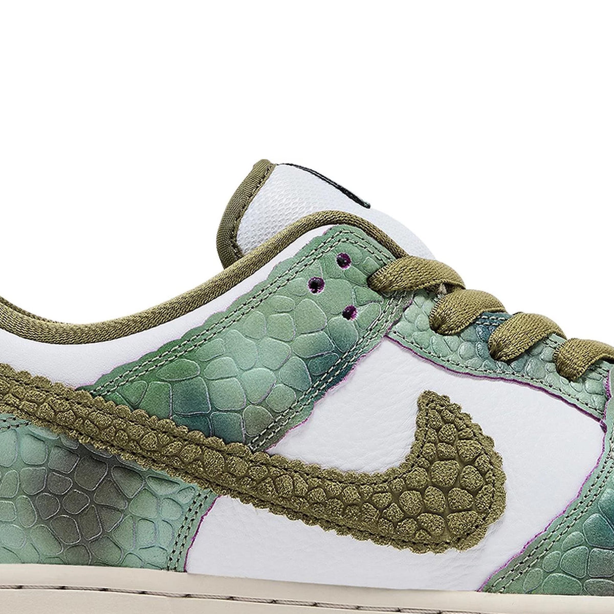 Dunk Low Alexis Sablone 'Chameleon' (2024)