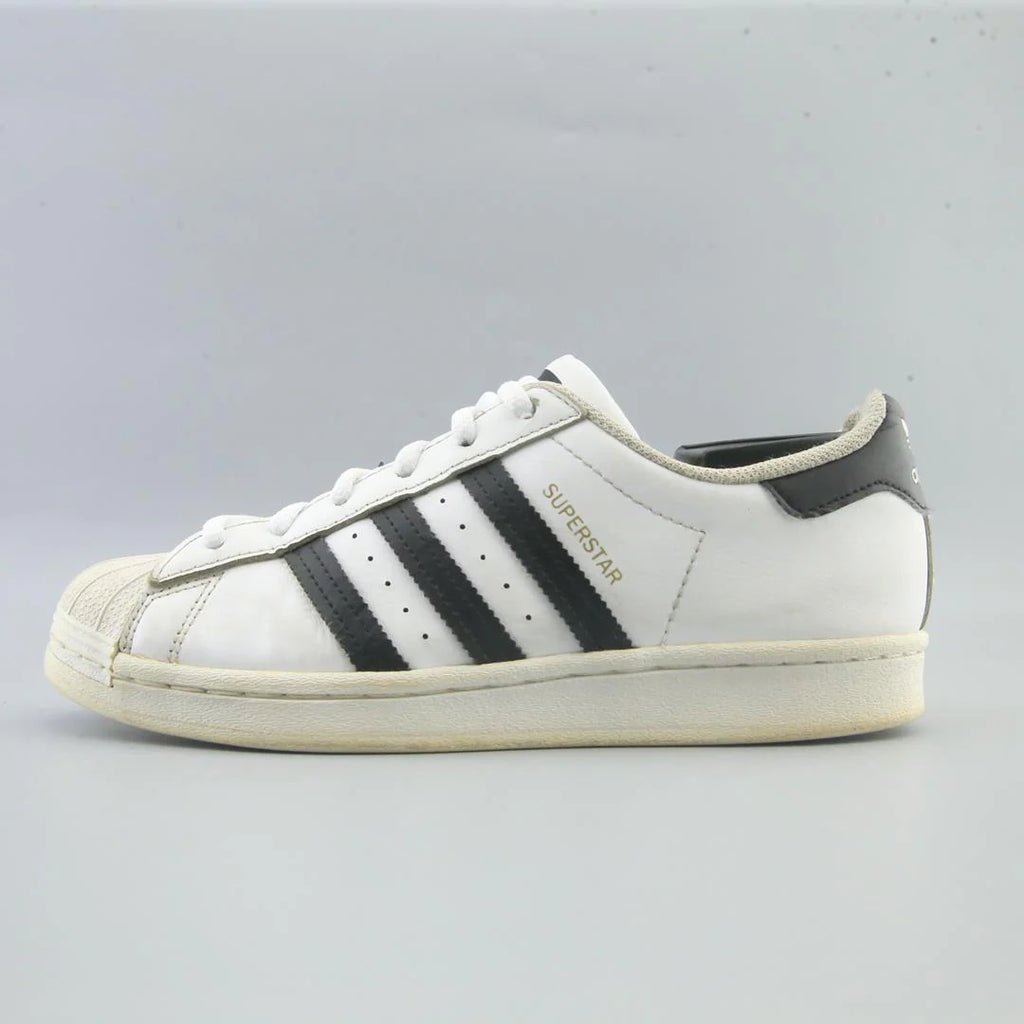 SUPERSTAR