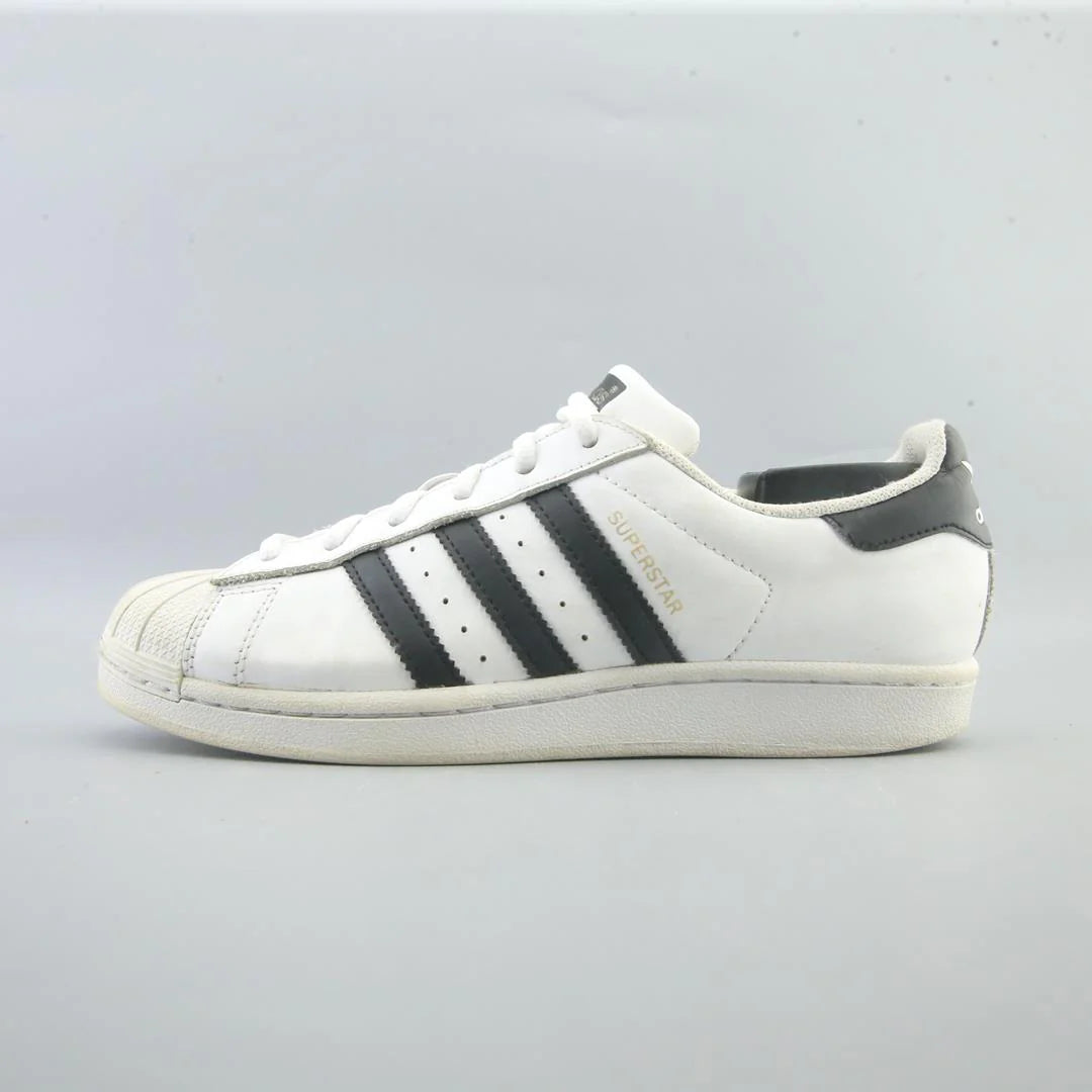 SUPERSTAR