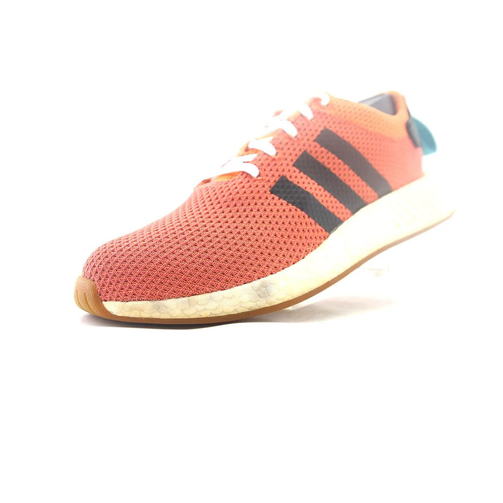 NMD R2