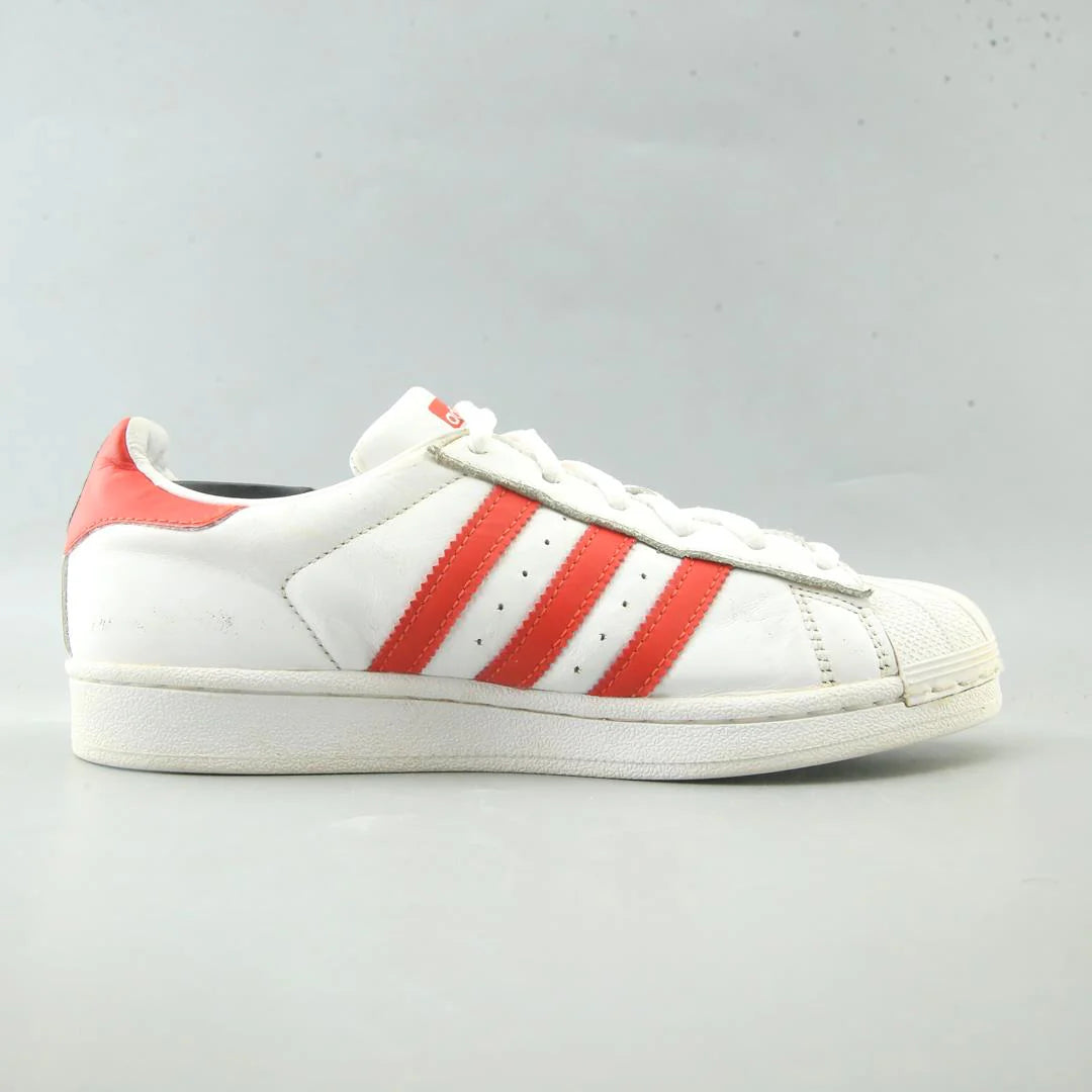 SUPERSTAR