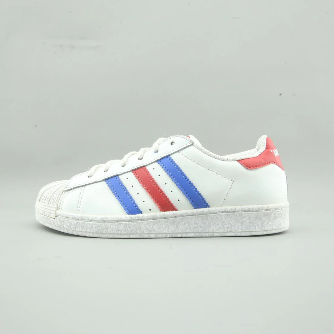 SUPERSTAR