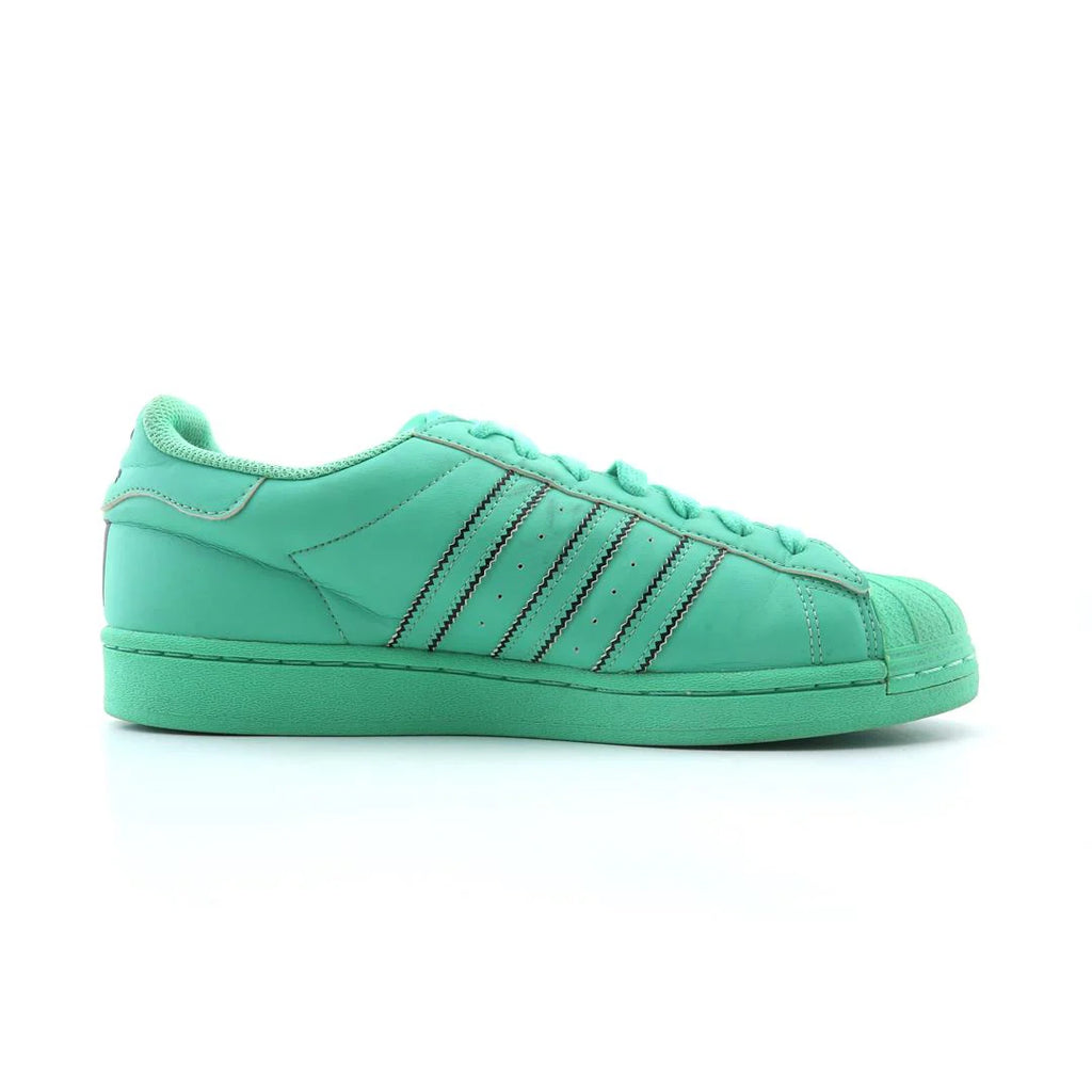SUPERSTAR