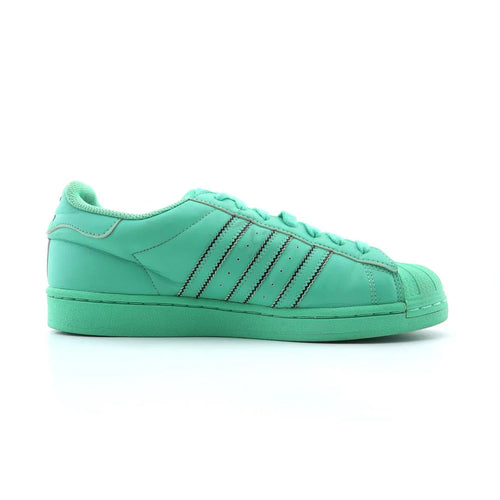 SUPERSTAR