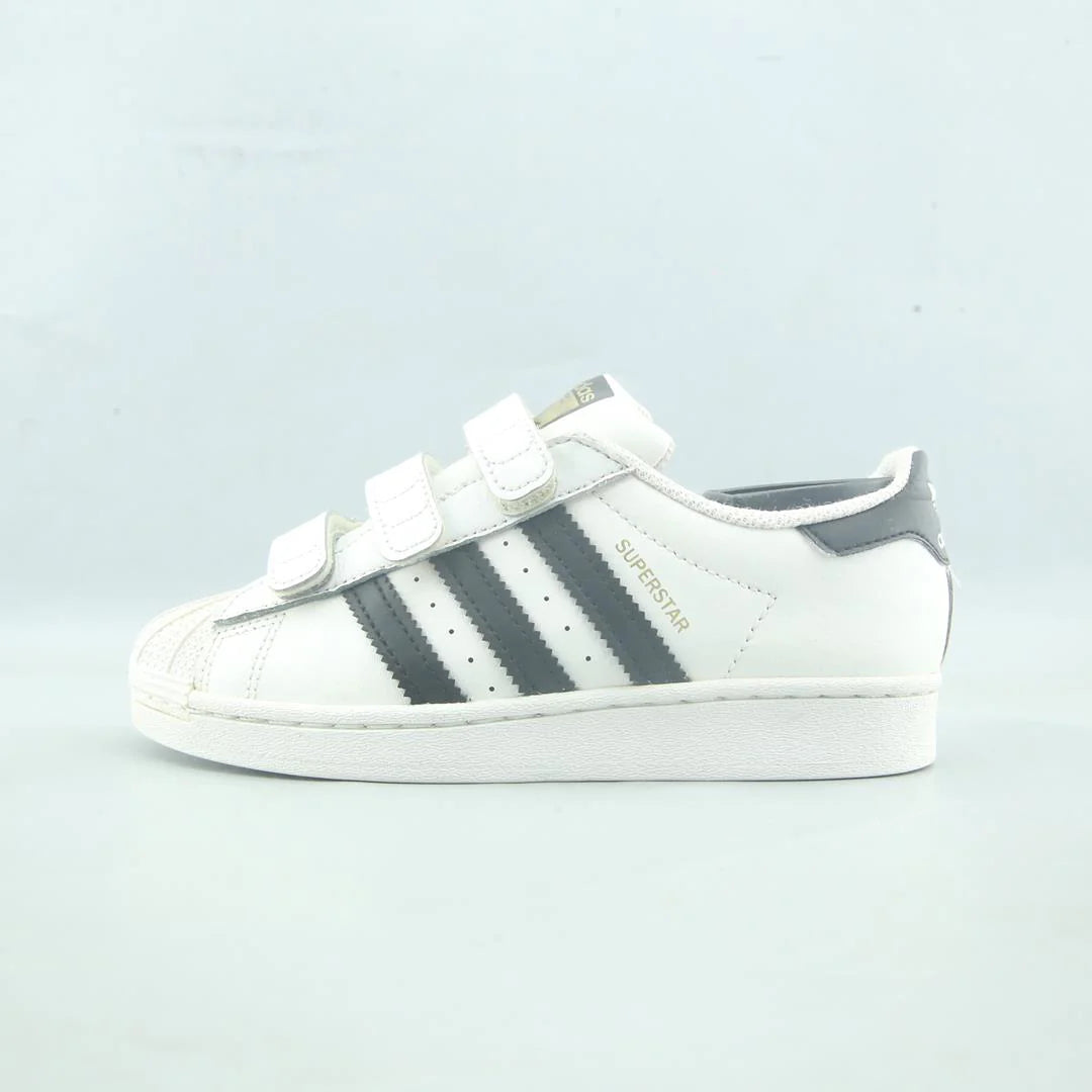SUPERSTAR
