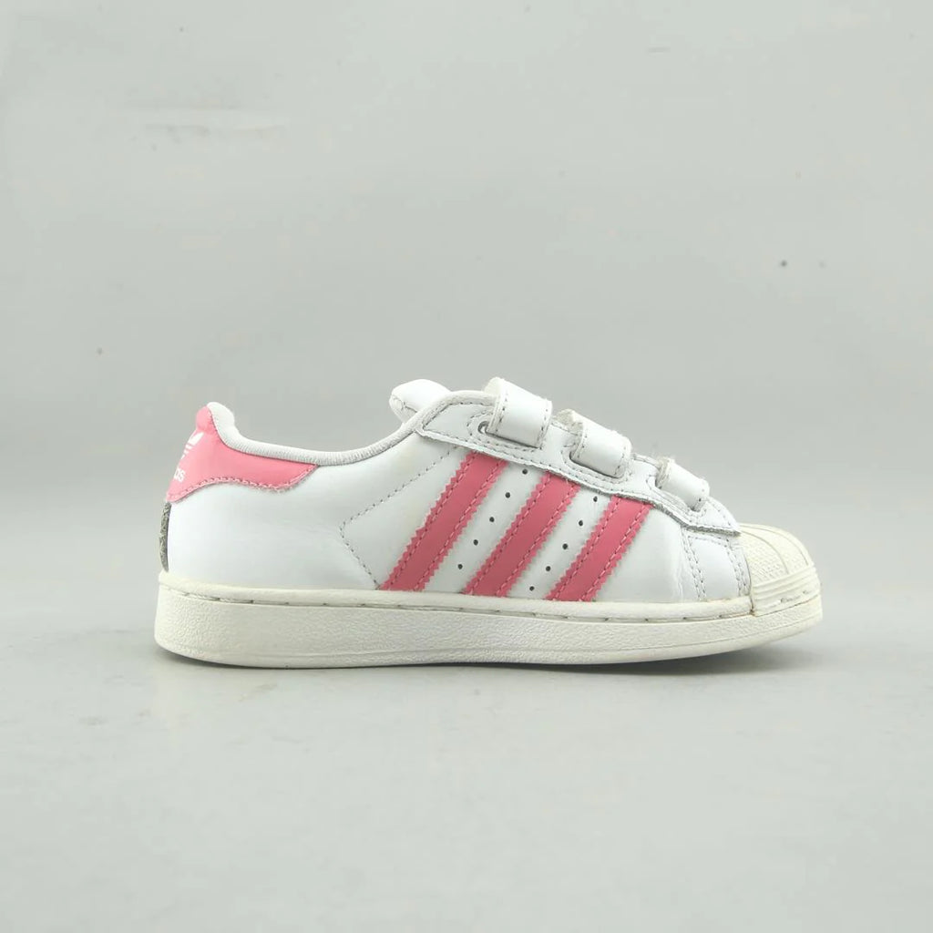 SUPERSTAR
