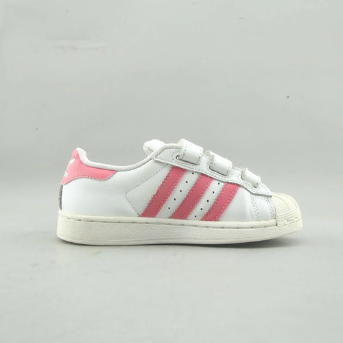 SUPERSTAR