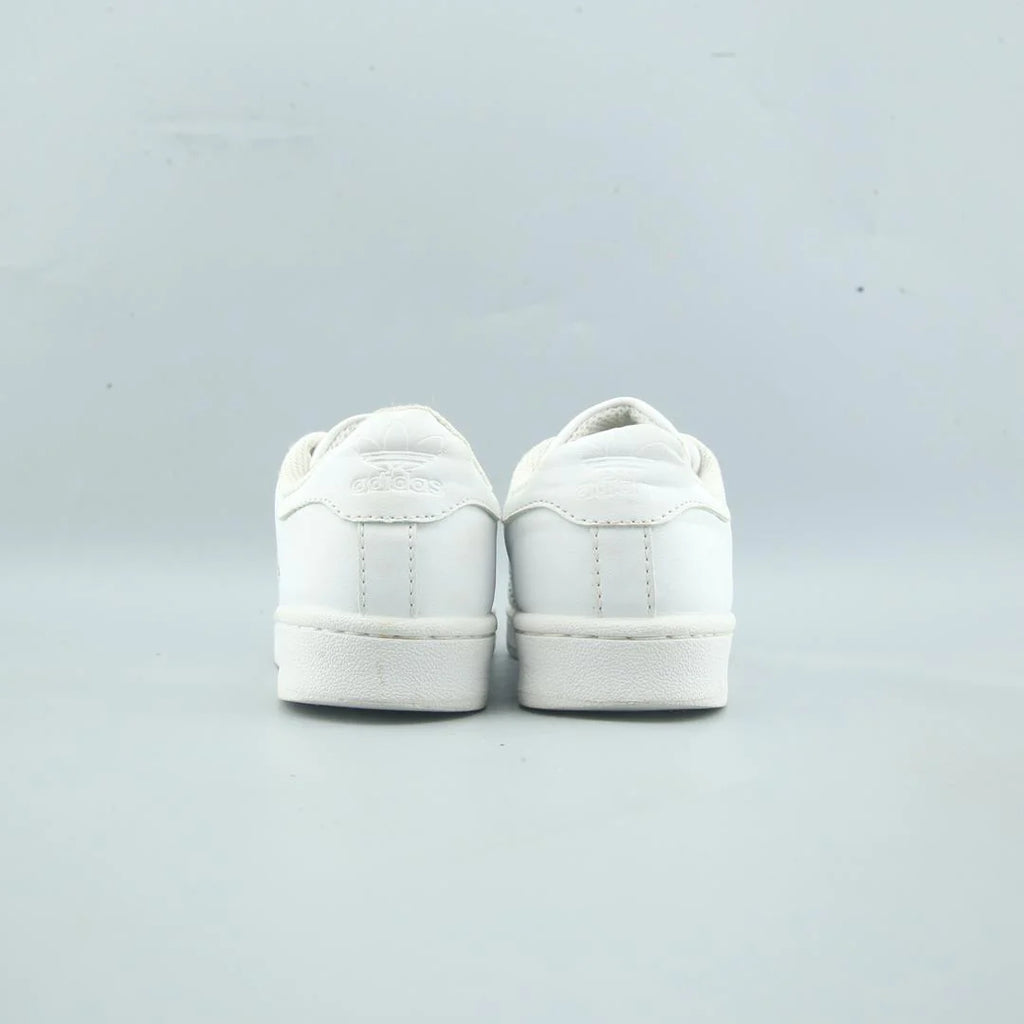 SUPERSTAR