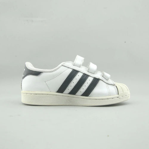 SUPERSTAR