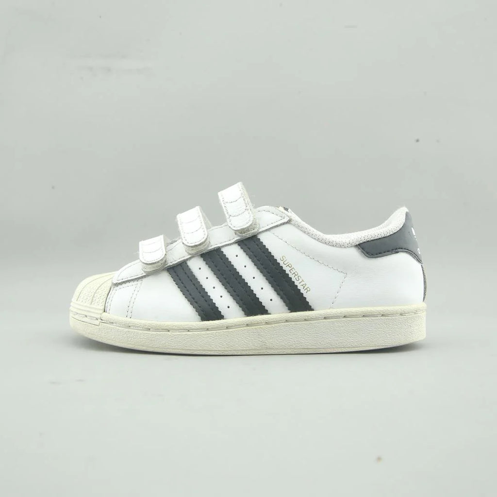 SUPERSTAR