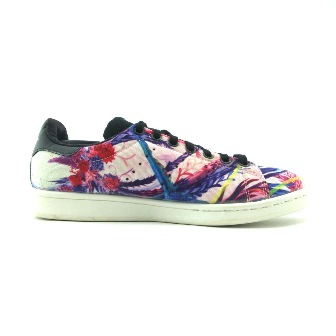 STAN SMITH