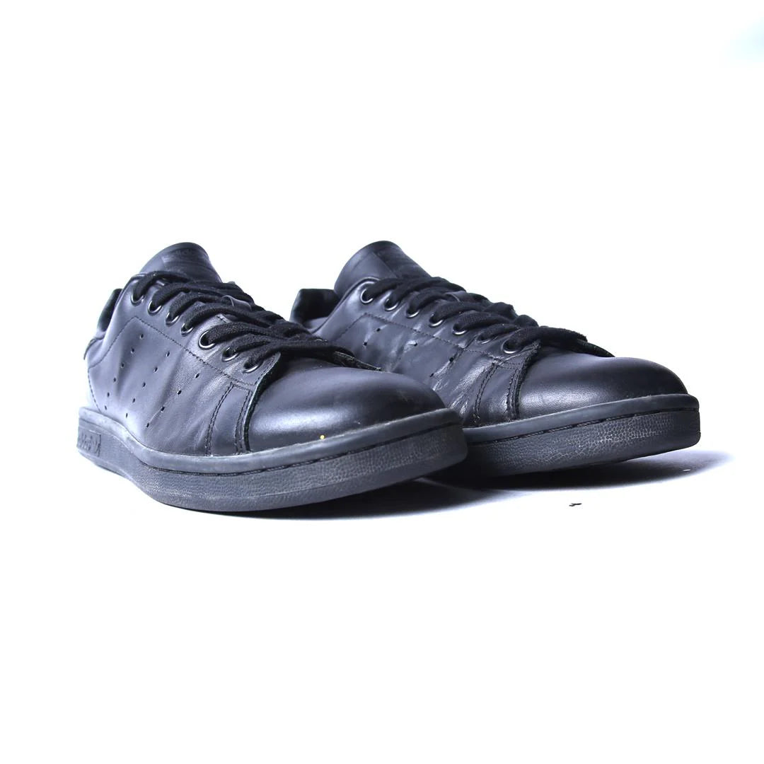 STAN SMITH