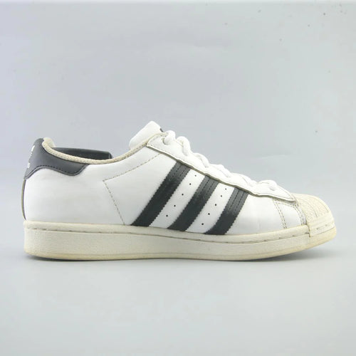 SUPERSTAR