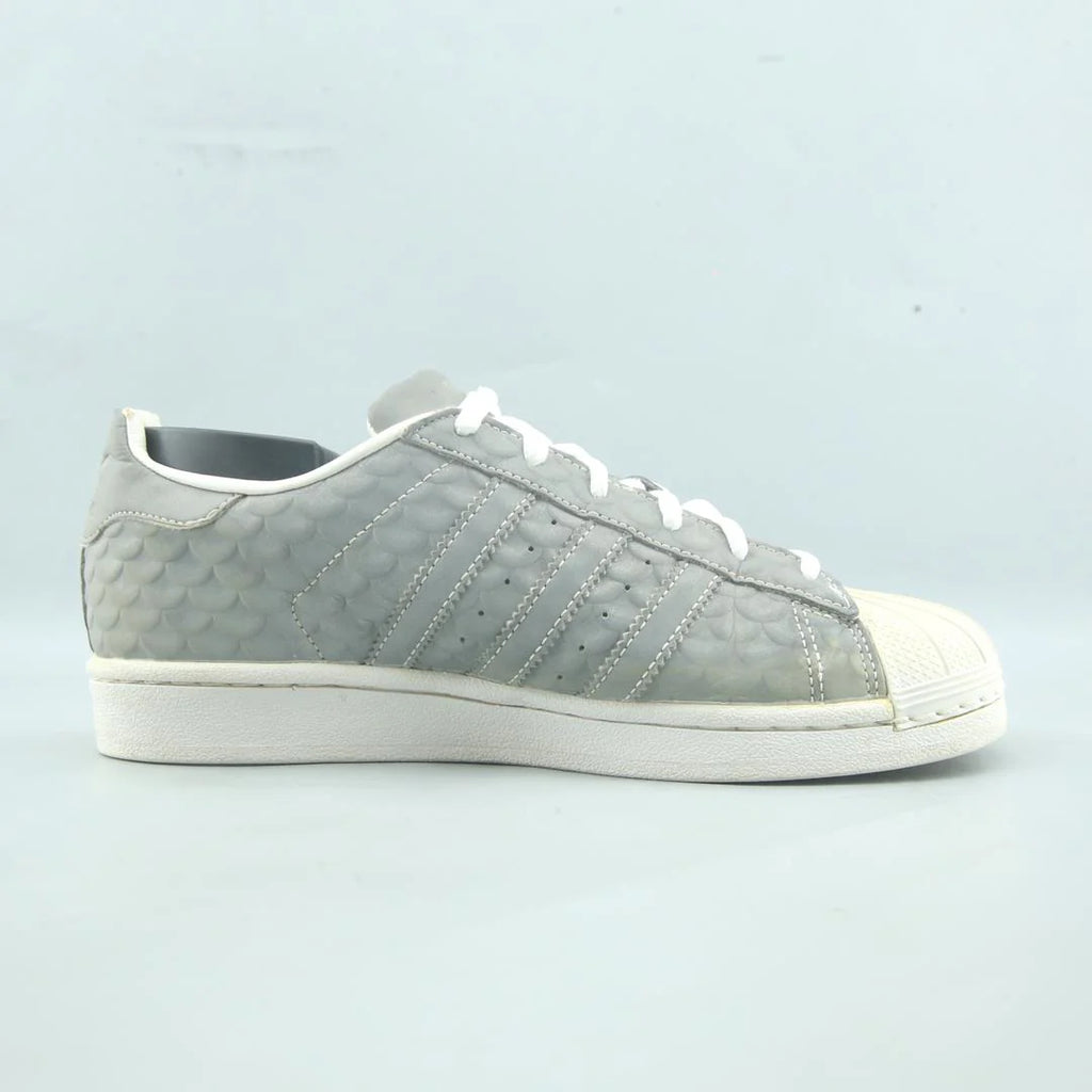 SUPERSTAR