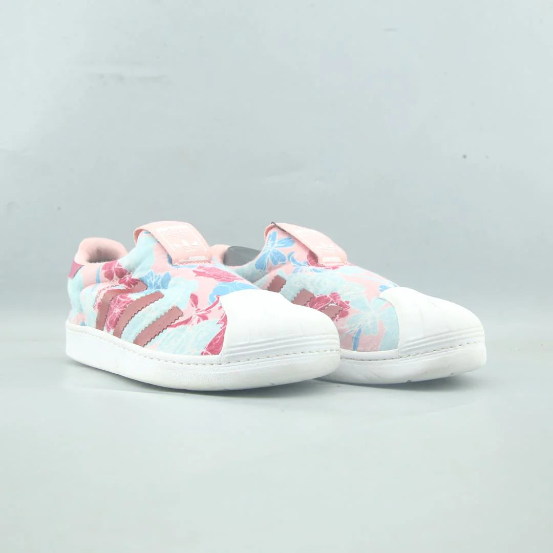 SUPERSTAR 360
