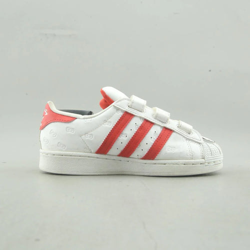 SUPERSTAR