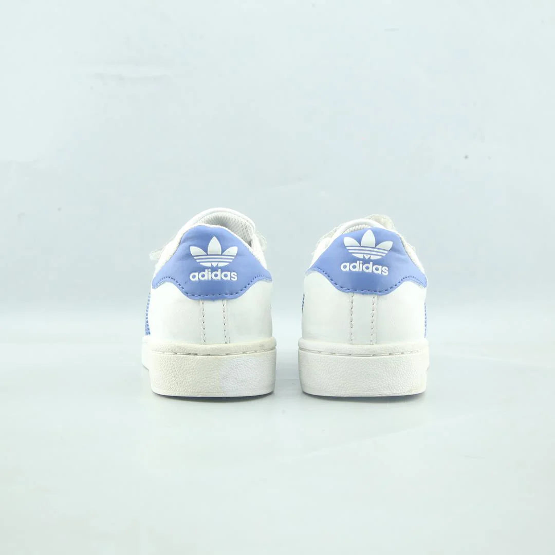 SUPERSTAR