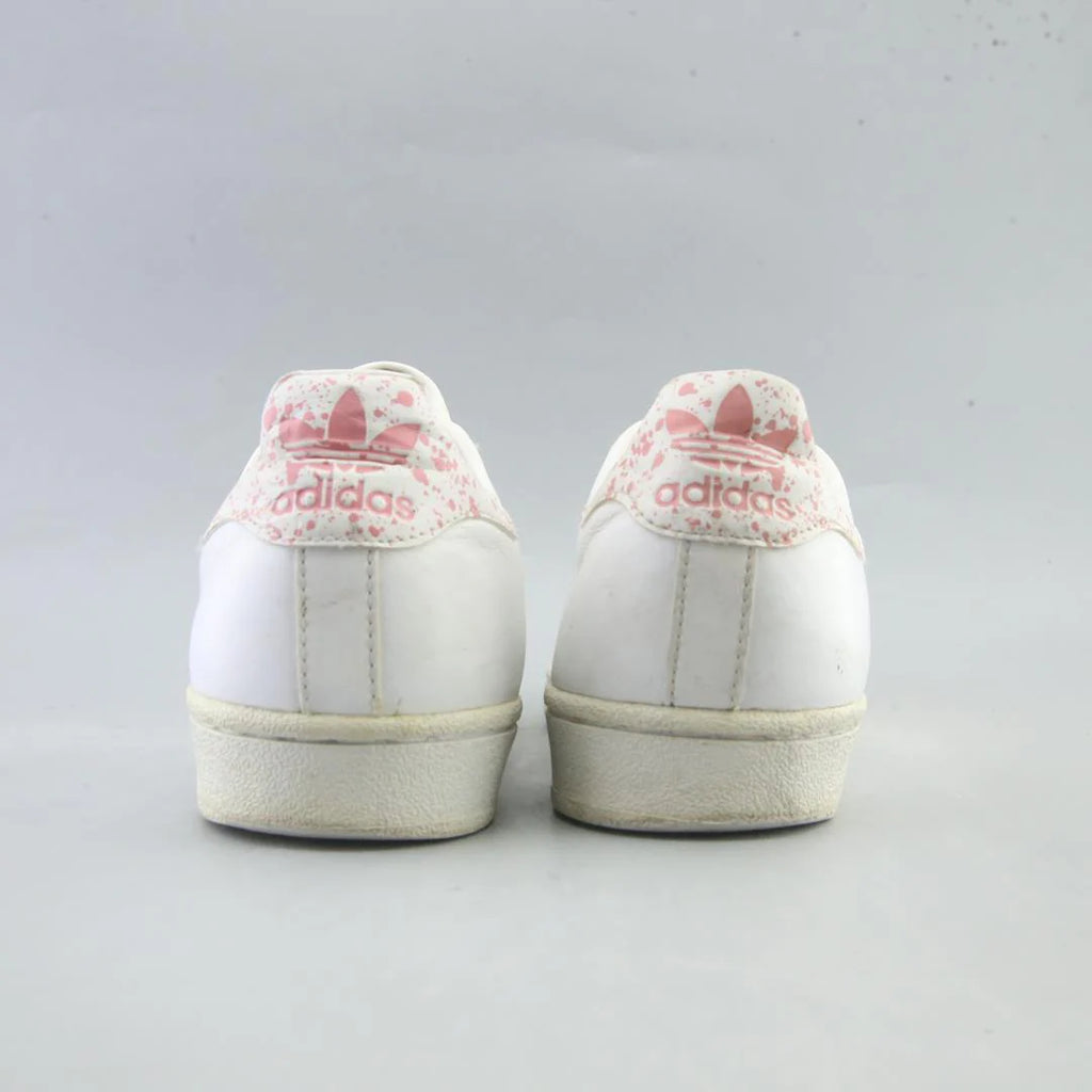 SUPERSTAR