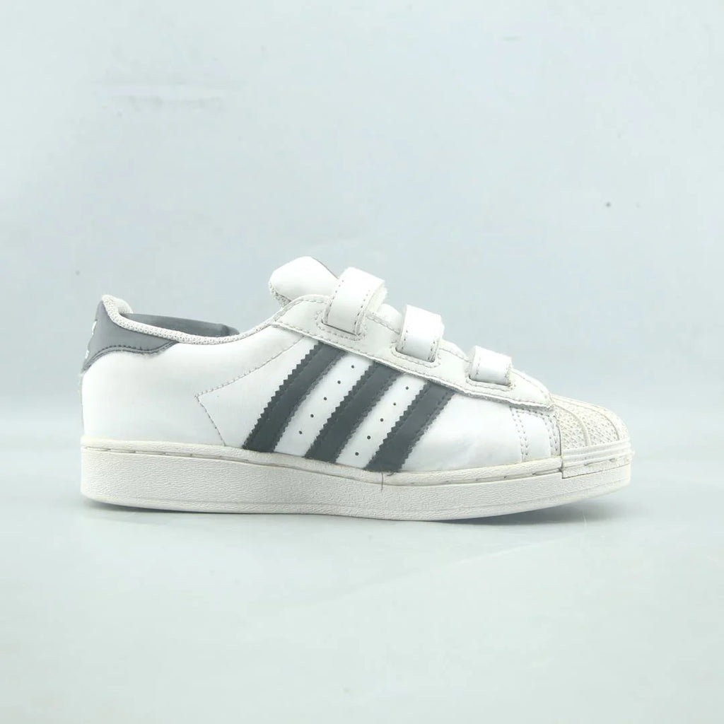 SUPERSTAR