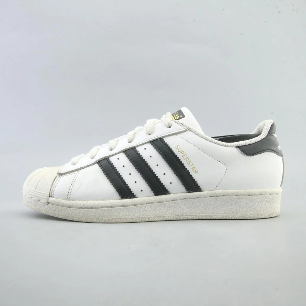 SUPERSTAR