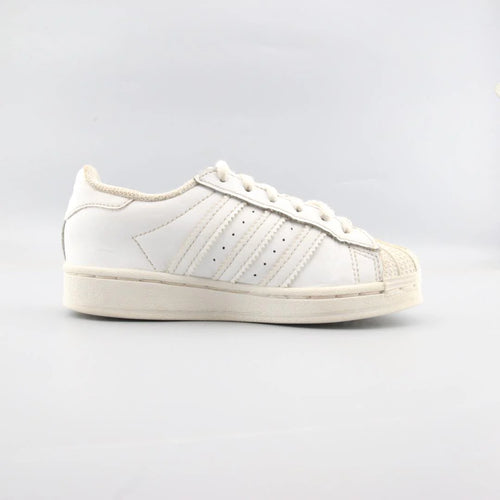SUPERSTAR
