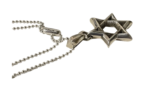 Medium David’s Star Necklace "Silver" CHRM0752