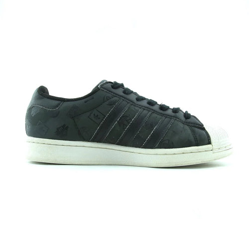 SUPERSTAR
