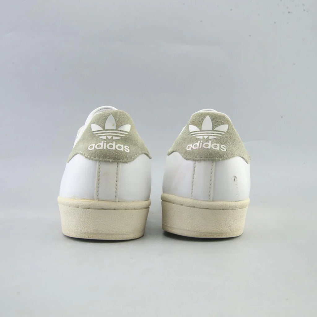 SUPERSTAR