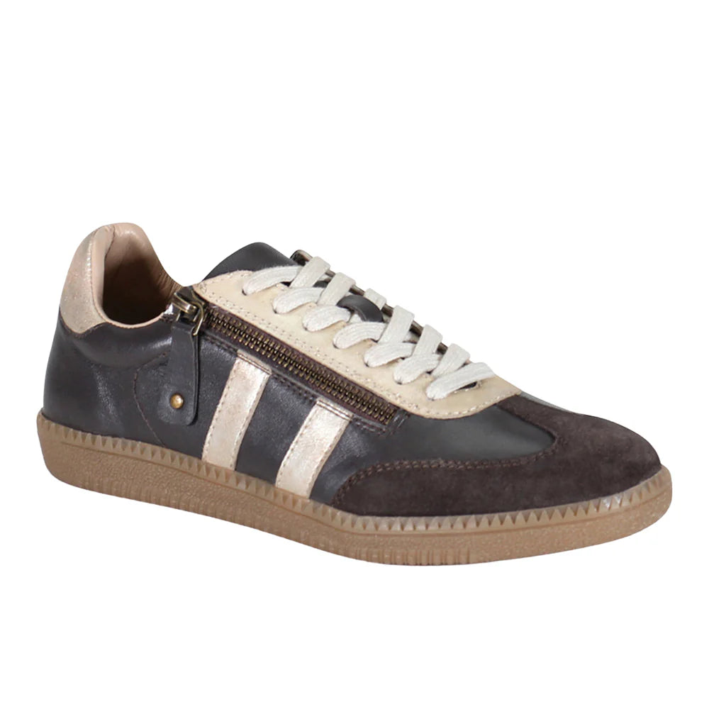 To Paz Metallic Lace Up Sneakers