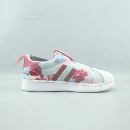 SUPERSTAR 360