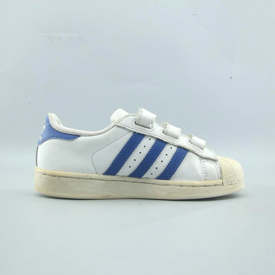 SUPERSTAR