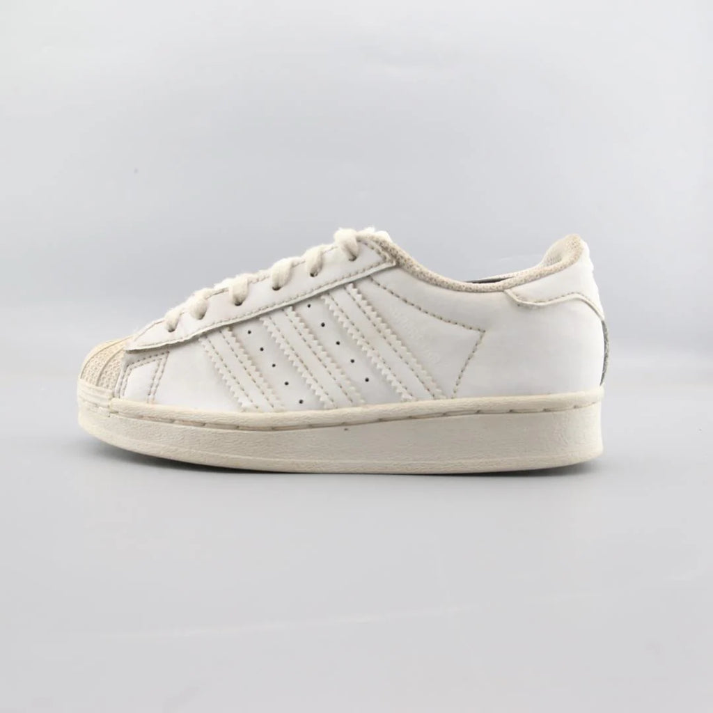 SUPERSTAR
