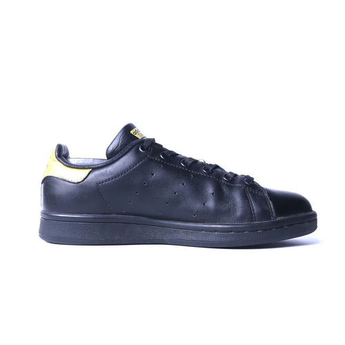 STAN SMITH
