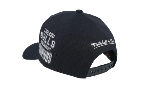 NBA Beautiful Chaos Pro Snapback Cap "Chicago Bulls - Black" HP9553 CBUBLCK