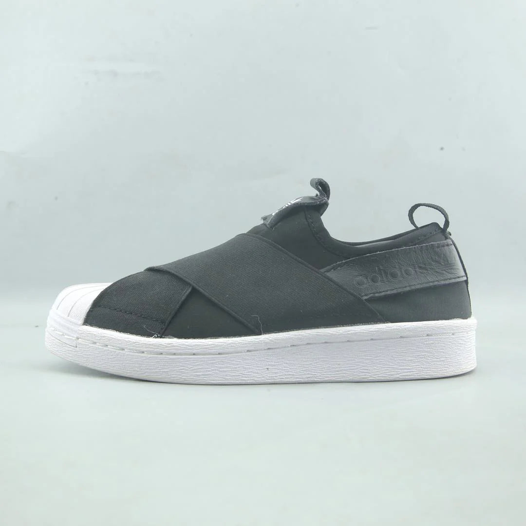 SUPERSTAR