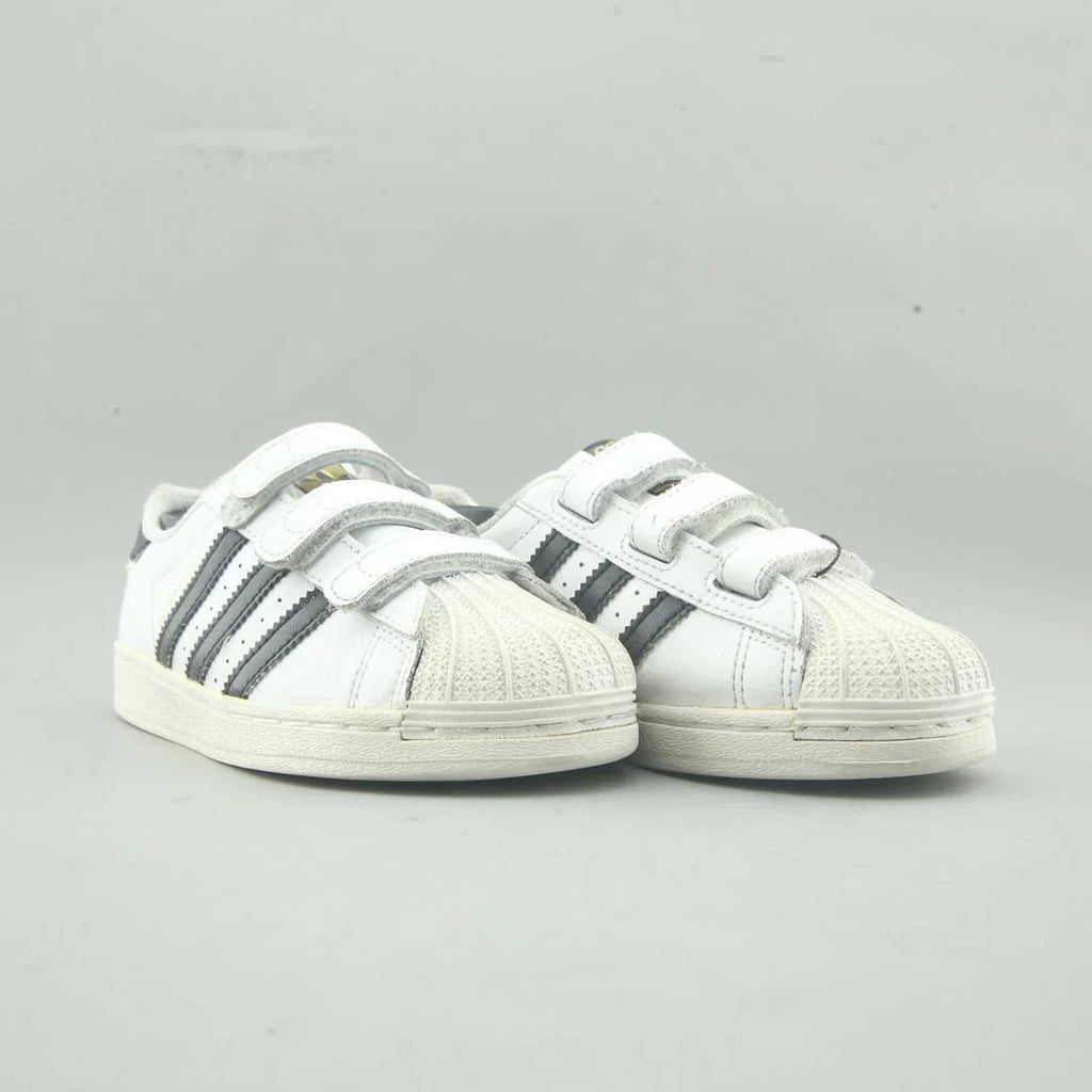 SUPERSTAR