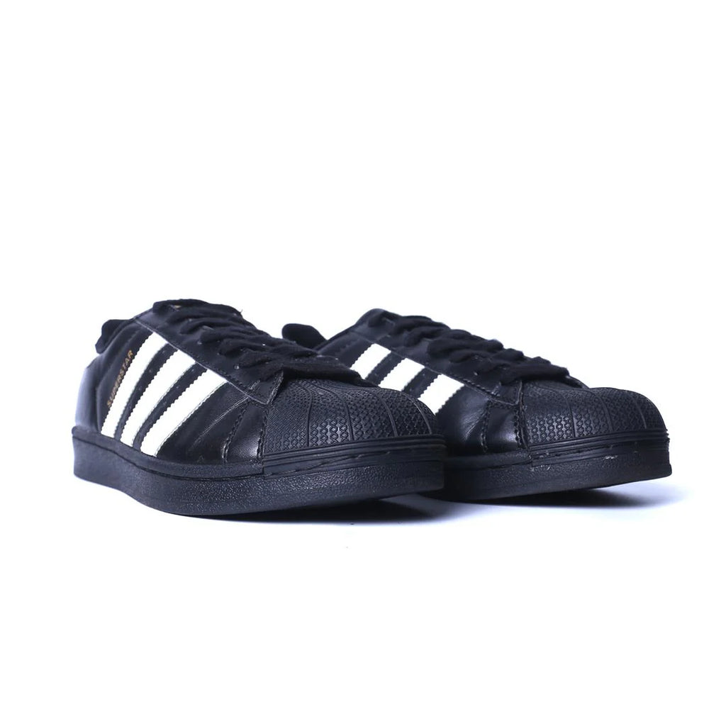 SUPERSTAR