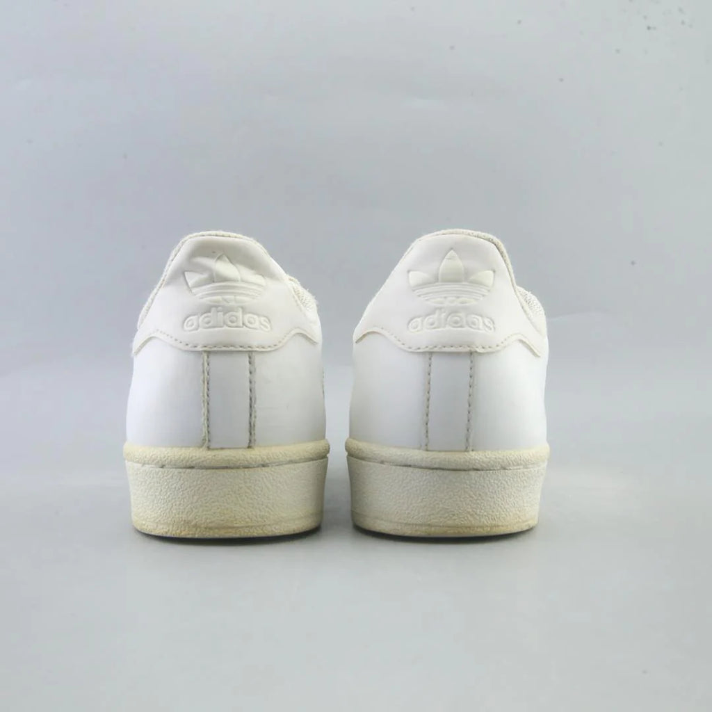 SUPERSTAR