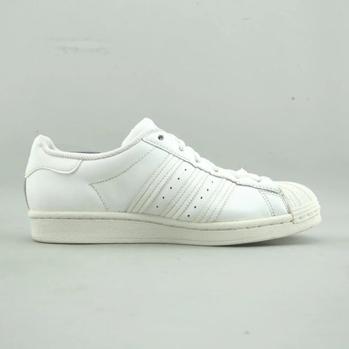 SUPERSTAR