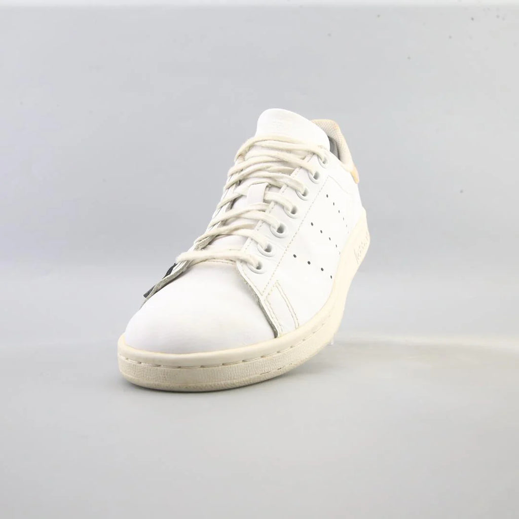 STAN SMITH
