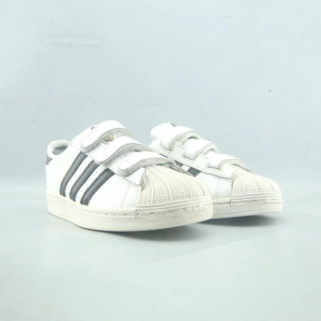 SUPERSTAR