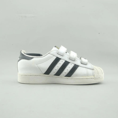 SUPERSTAR