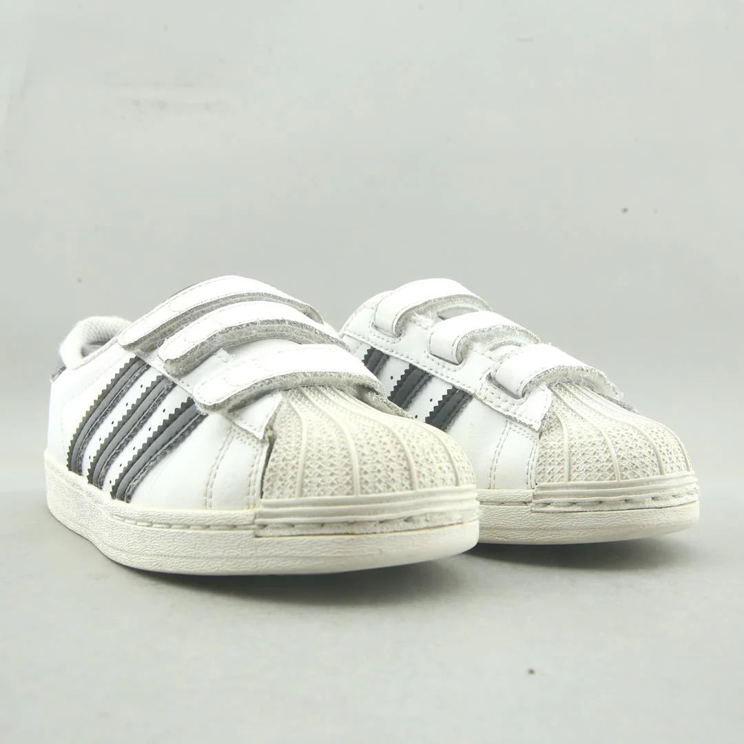 SUPERSTAR
