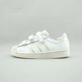 SUPERSTAR